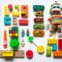 Zabawki sensoryczne co to znaczy i dlaczego są kluczowe dla rozwoju dziecka