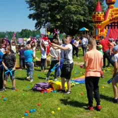 Konkursy dla dzieci i rodziców na festynie – jak wygrać i dobrze się bawić?