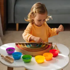 Zajęcia sensoryczne dla dzieci – co to jest i dlaczego są ważne dla rozwoju?